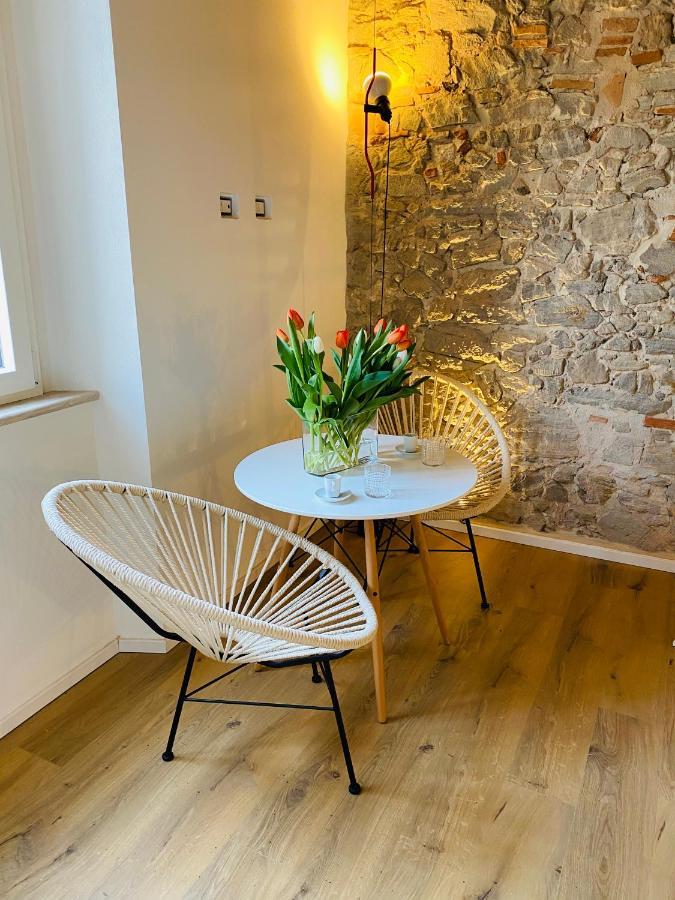 Civiconovantatre - New B&B San Vincenzo Extérieur photo